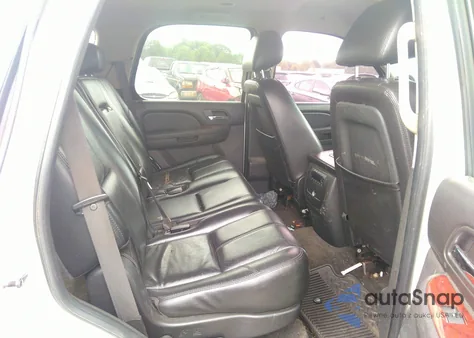 2011 Chevrolet Tahoe Lt z USA, uszkodzony, nr VIN 1GNSCBE01BR146546